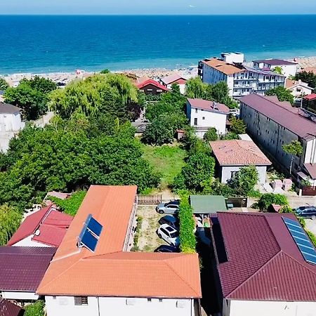 Готель Casa Tudorascu Вама-Веке Екстер'єр фото