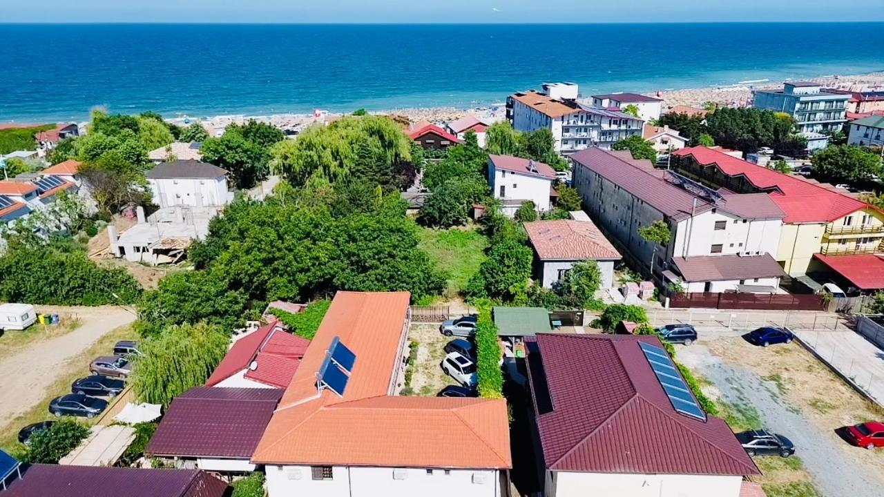 Готель Casa Tudorascu Вама-Веке Екстер'єр фото